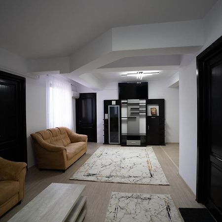 Alex 1 Apartament ヤシ エクステリア 写真